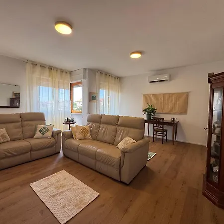 Casa Lughente شقة *